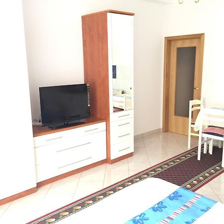 Apartments Silvi Подстрана Экстерьер фото