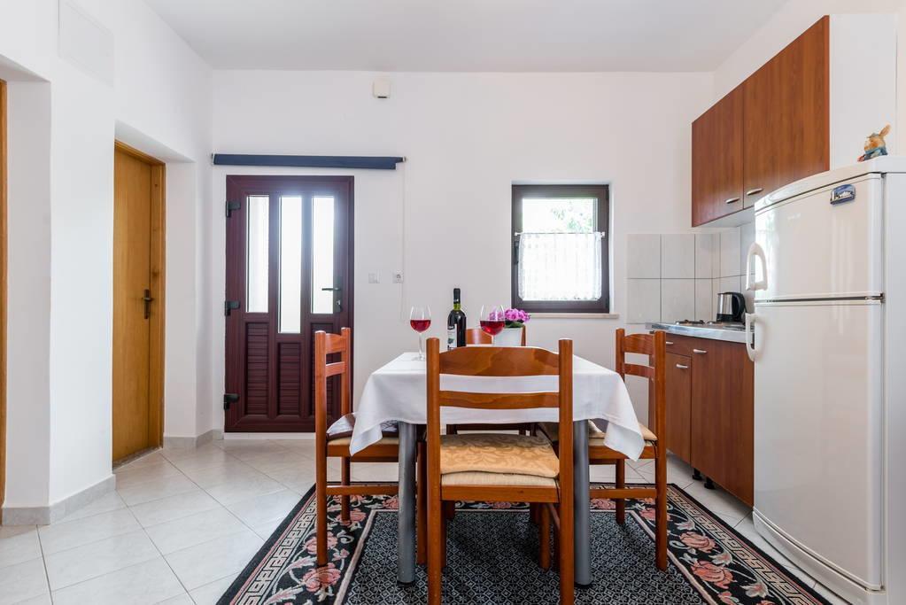 Apartments Silvi Подстрана Экстерьер фото